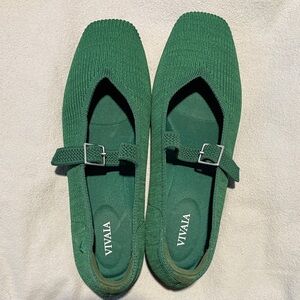 VIVAIA Green Mary Jane Flats